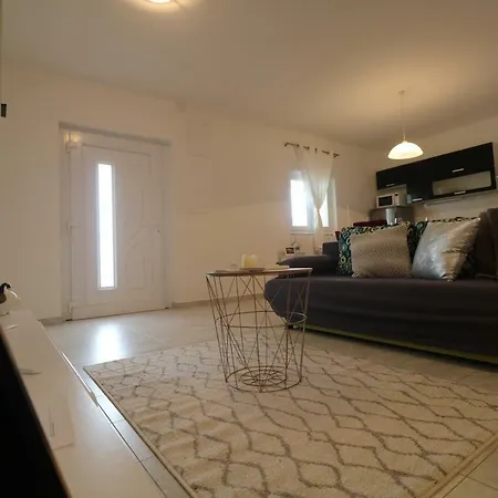 La Maison *