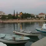 La Maison *