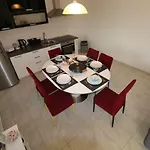 Apartment La Maison