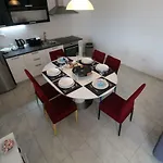 Apartment La Maison