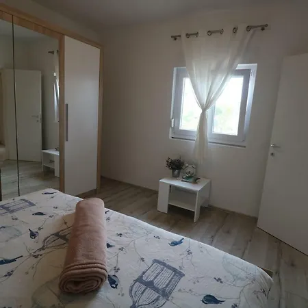 La Maison זאדאר